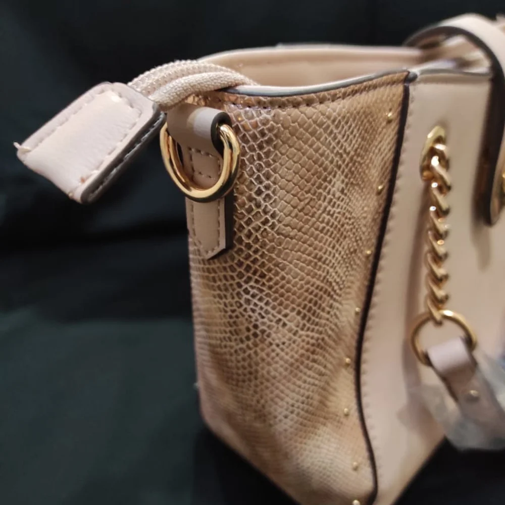 Accessorize London handbag - Picture 4 of 13